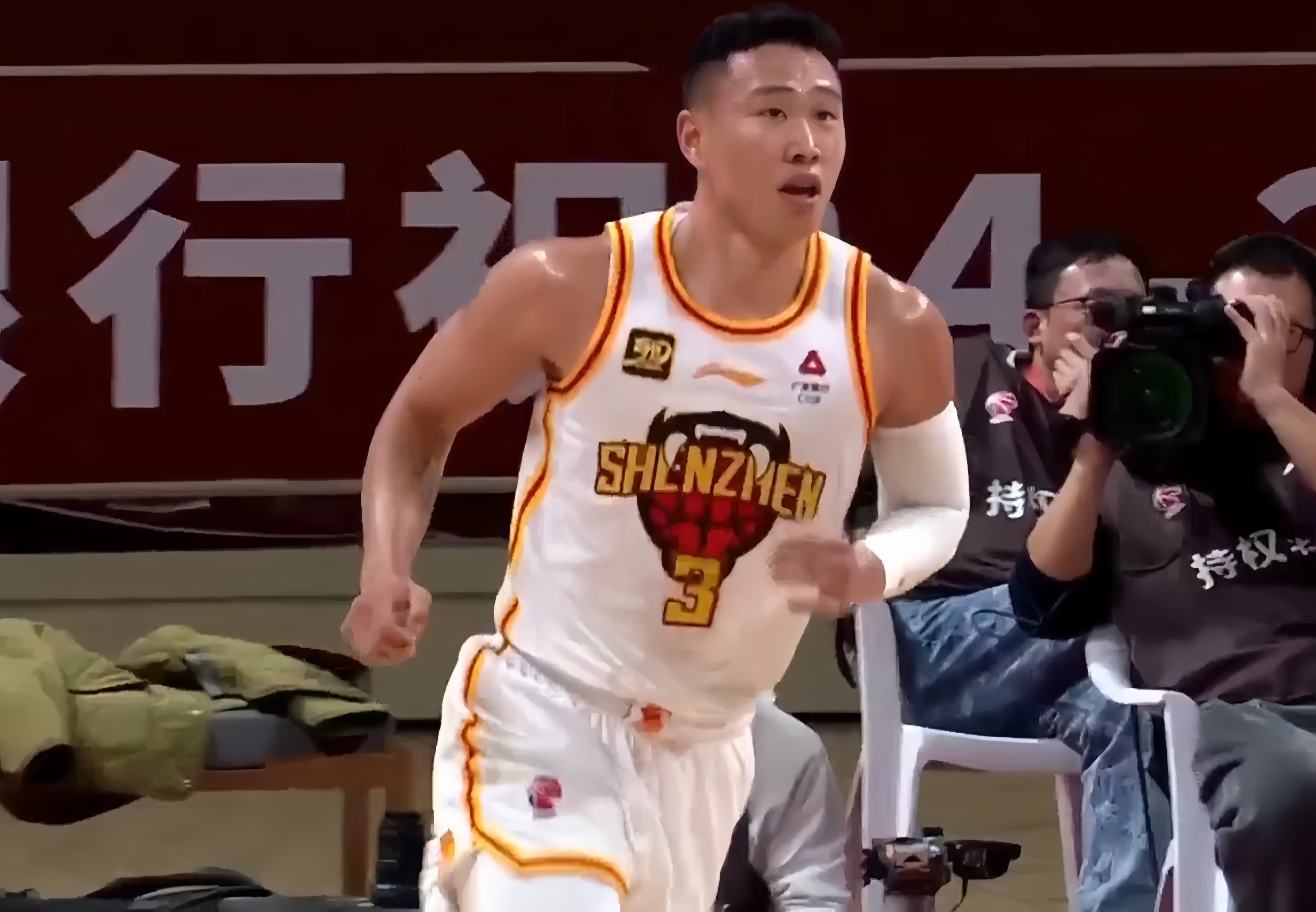 深圳男篮内部会议纪要流出——加时末段回应争议，NBA总决赛使命明确，细节决定成败的简单介绍开云在线